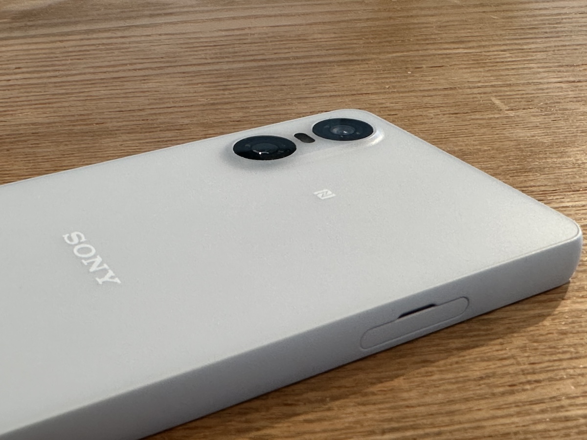 Xperia 10 VI