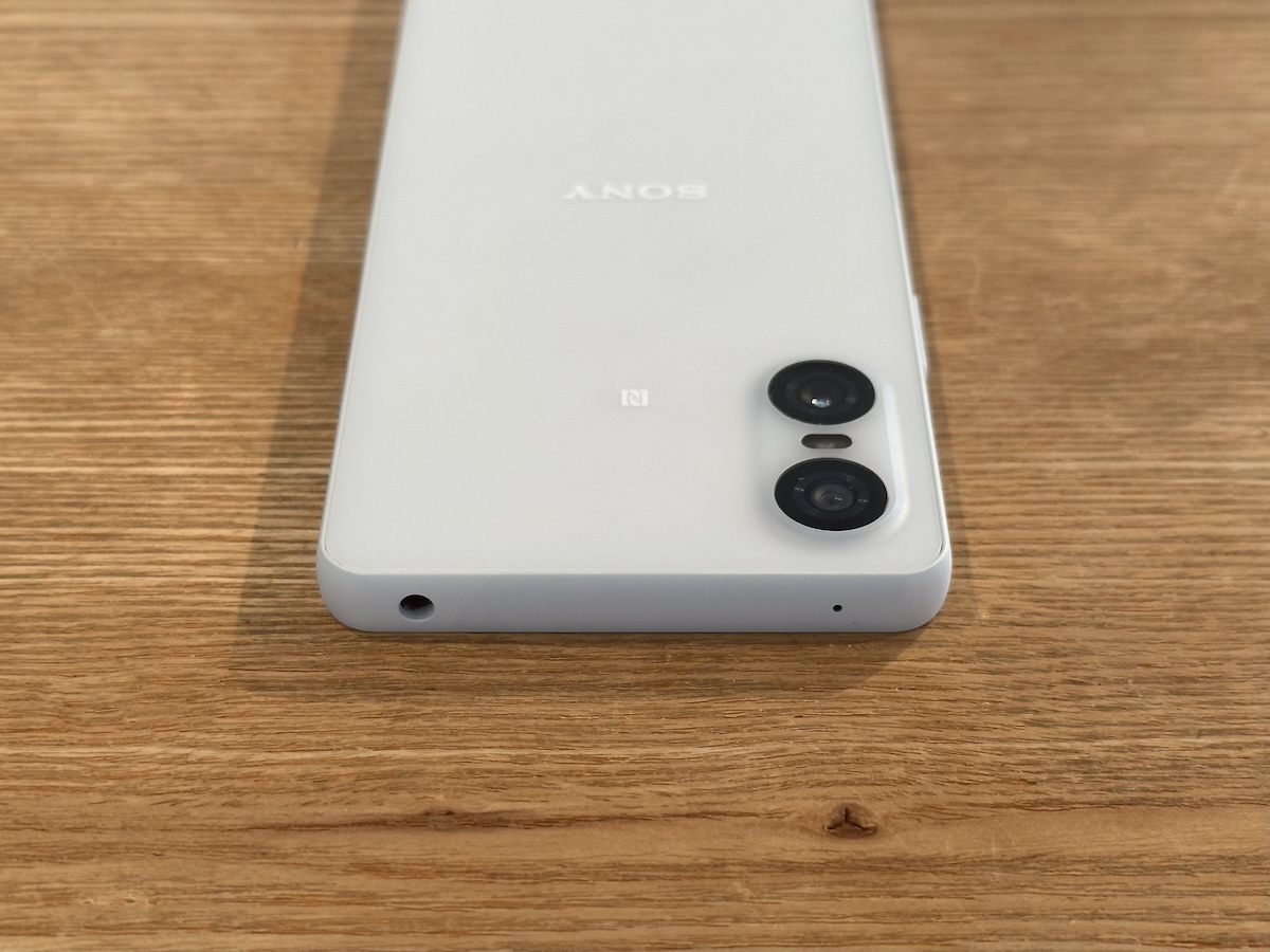 Xperia 10 VI